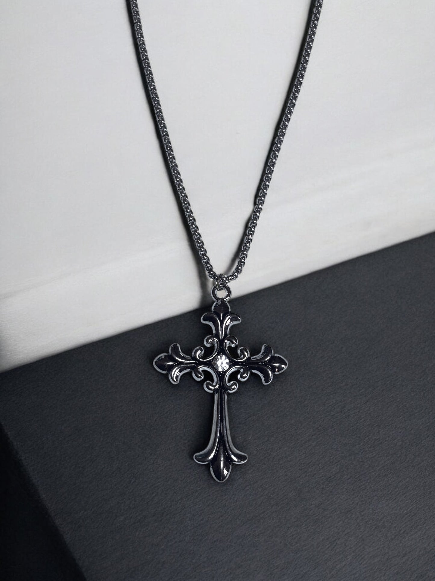 Regal Bloom Necklace