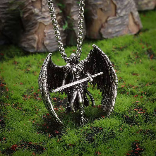 Warrior’s Reliq Necklace